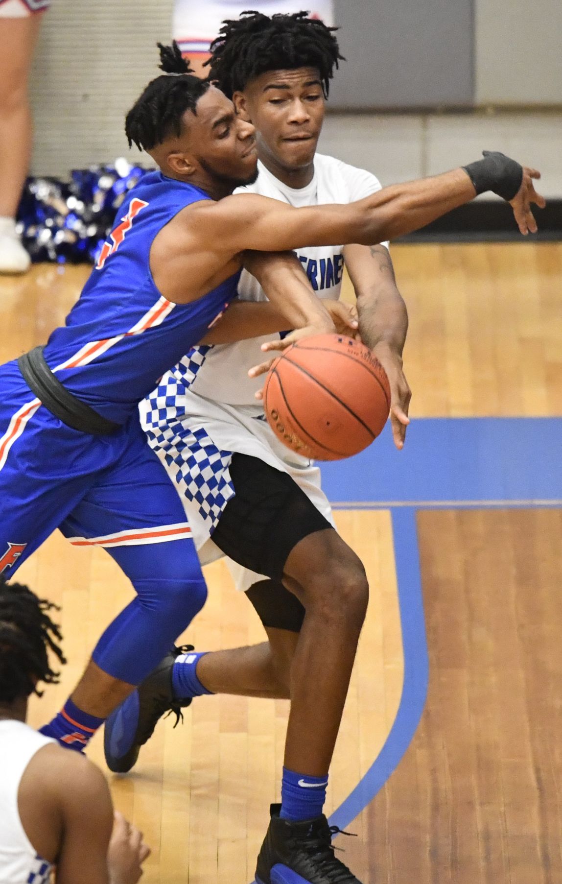 East St. Louis at Vashon boys basketball
